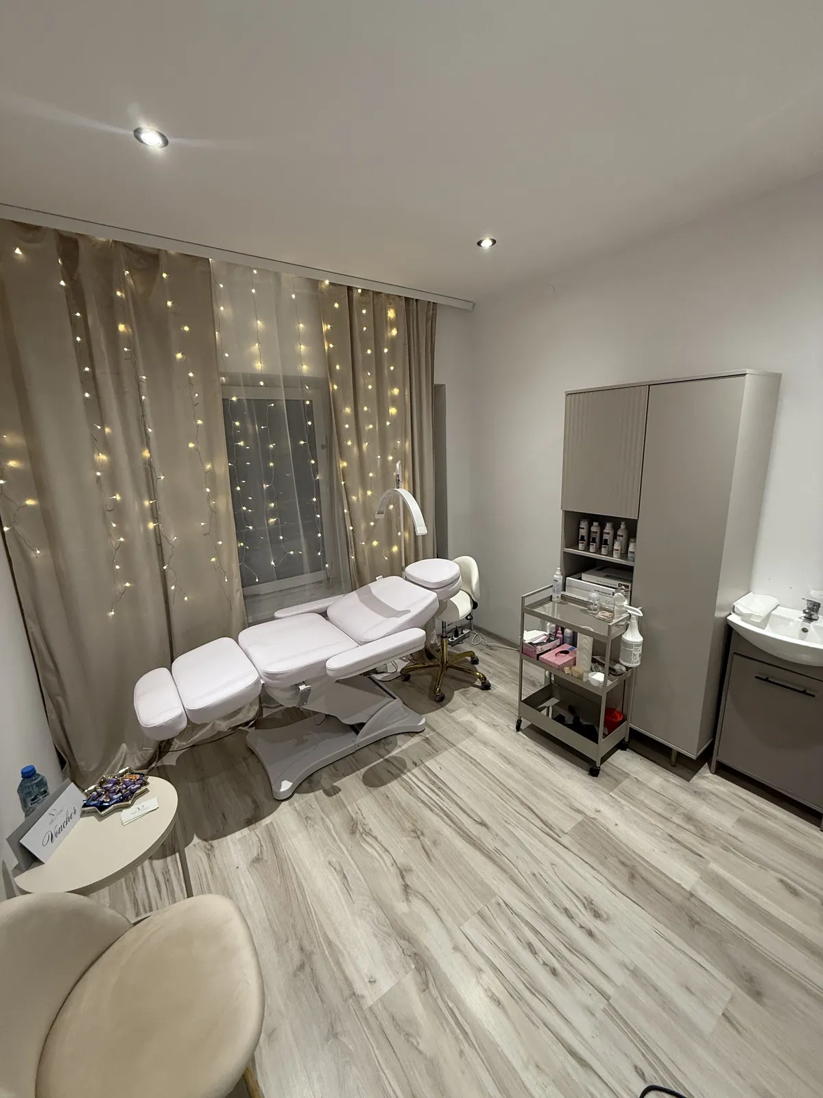 Wnętrze gabinetu Skin Studio AO w Piastowie
